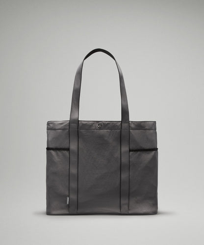 Daily Multi-Pocket Tote Bag 20L